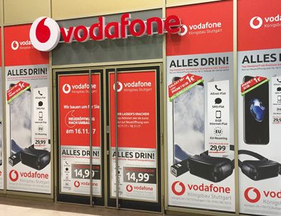Schaufensterbeklebung Werbung Vodafone Stuttgart - Designcon